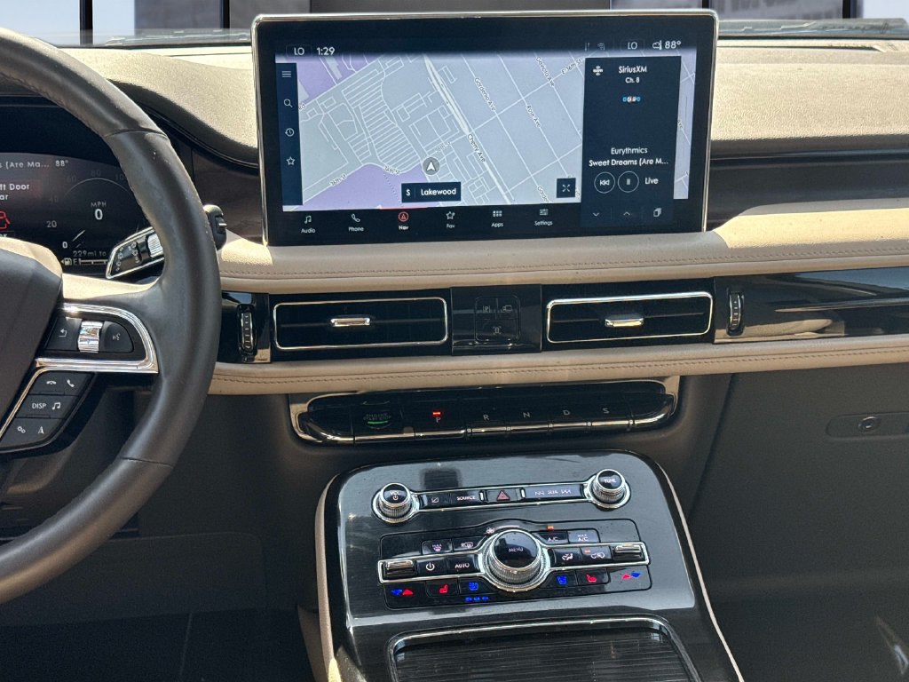 Certified 2023 Lincoln Nautilus Reserve w/ Luxury Package FWD image 15