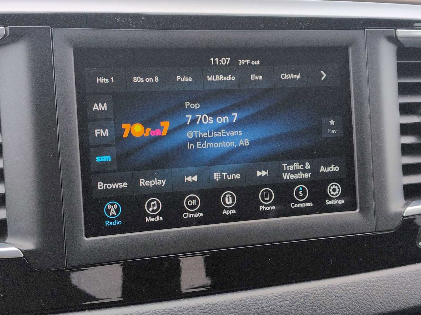 Used 2018 Chrysler Pacifica Touring Plus image 23