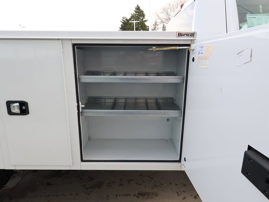 New 2026 GMC Sierra 3500 Pro w/ Convenience Package image 32