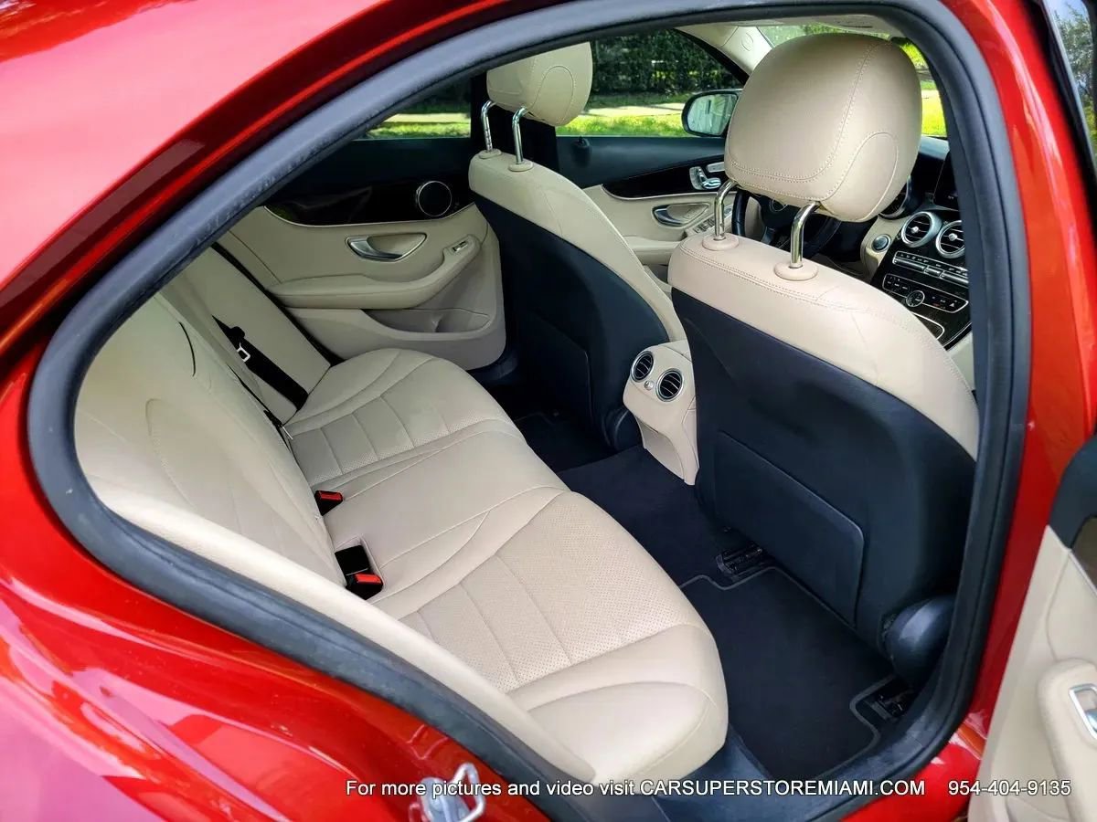 Used 2018 Mercedes-Benz C 300 Sedan image 19