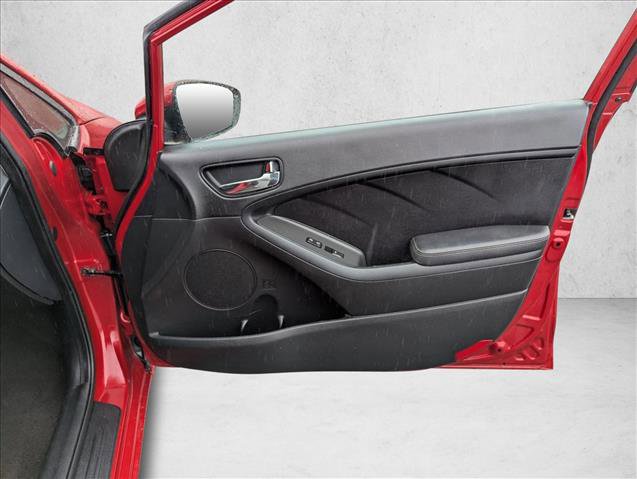 Used 2018 Kia Forte S image 25