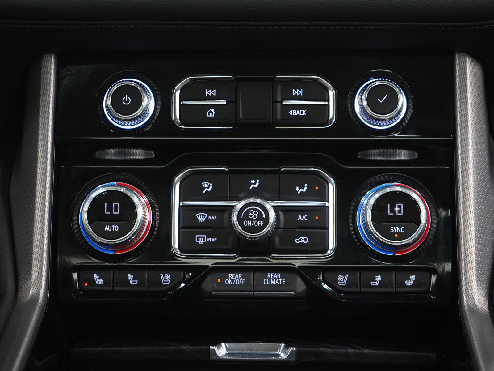 Used 2022 GMC Yukon XL Denali image 21