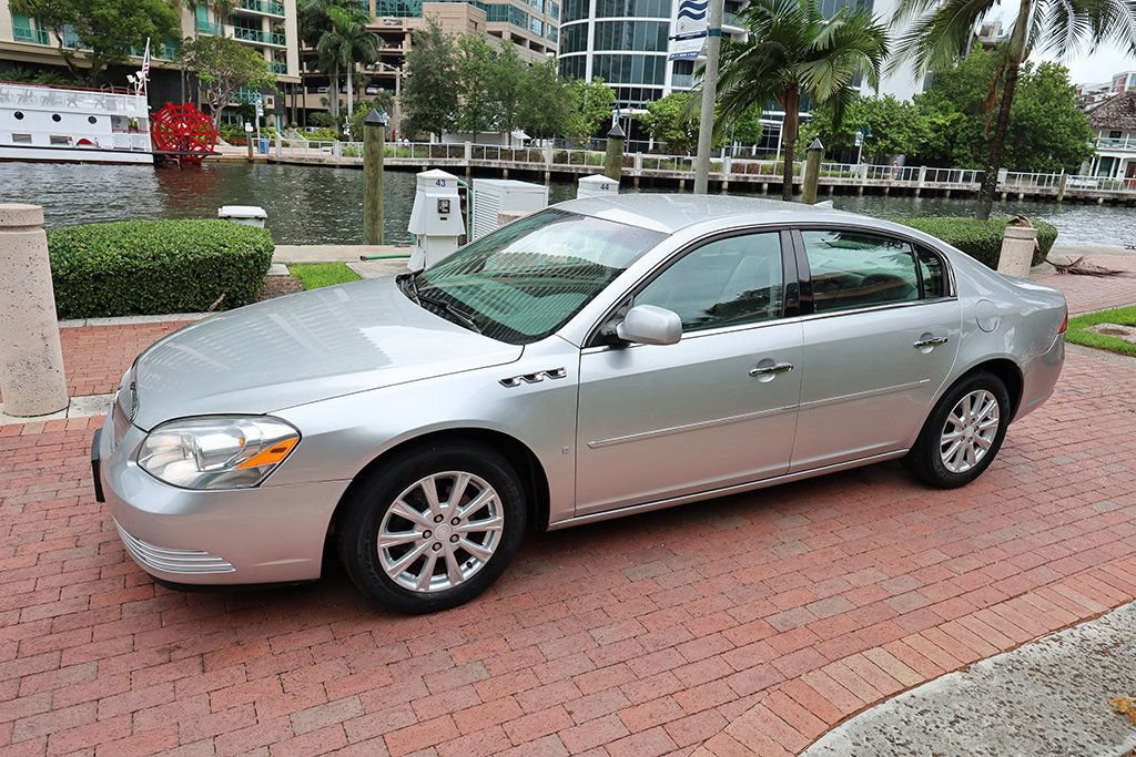 Used 2009 Buick Lucerne CX FWD image 25