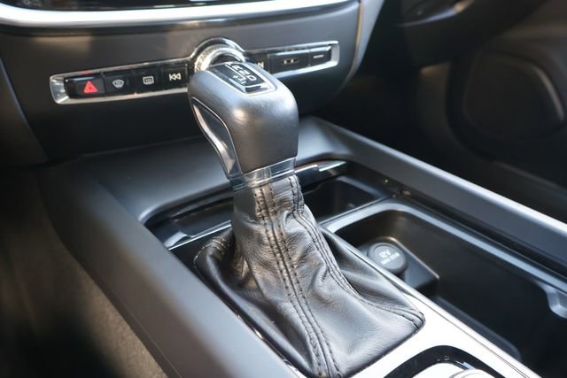 Used 2019 Volvo S60 T5 Momentum w/ Multimedia Package image 27