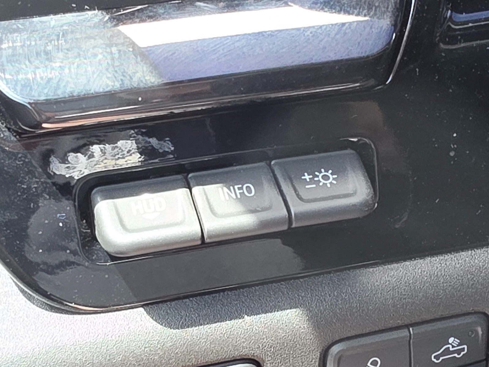 Used 2025 Chevrolet Silverado 2500 ZR2 w/ Technology Package AWD/4WD image 45