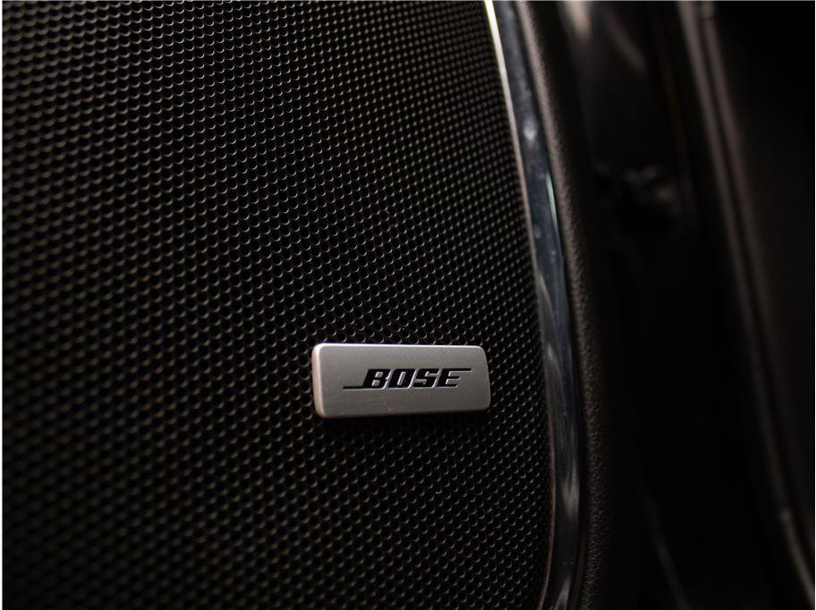 Used 2017 Chevrolet Suburban Premier image 20