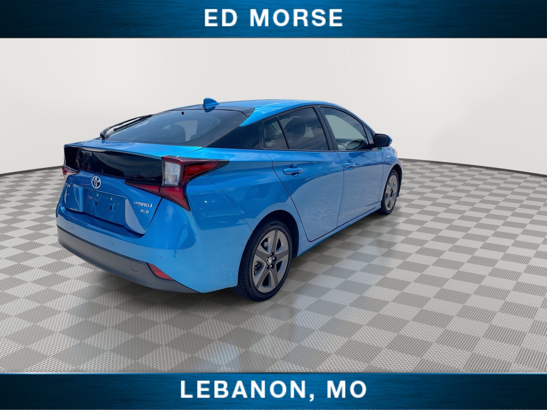 Used 2020 Toyota Prius XLE w/ Carpet Mat Package FWD image 8