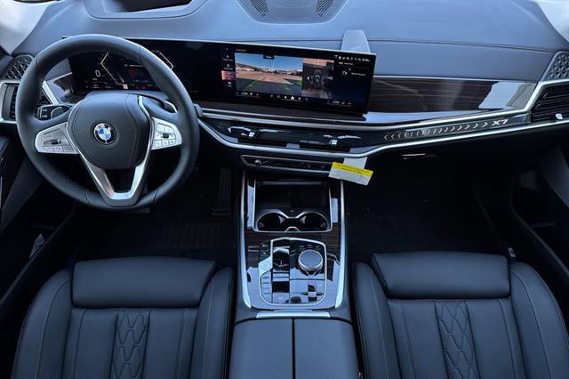 New 2026 BMW X7 xDrive40i image 14