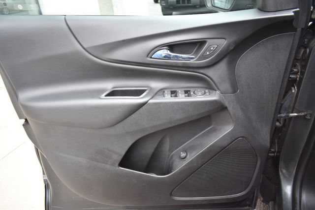 Used 2019 Chevrolet Equinox LT AWD/4WD image 18