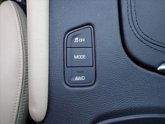 Used 2017 Cadillac XT5 Luxury w/ Driver Awareness Package image 24