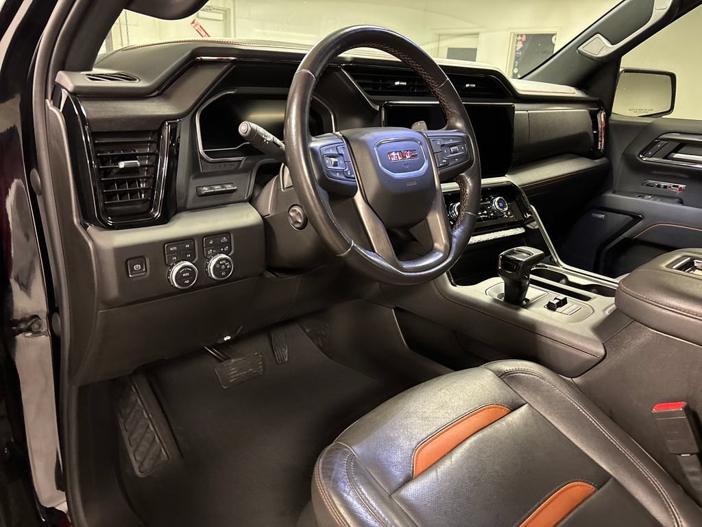 Used 2022 GMC Sierra 1500 AT4 w/ AT4 Premium Package AWD/4WD image 28