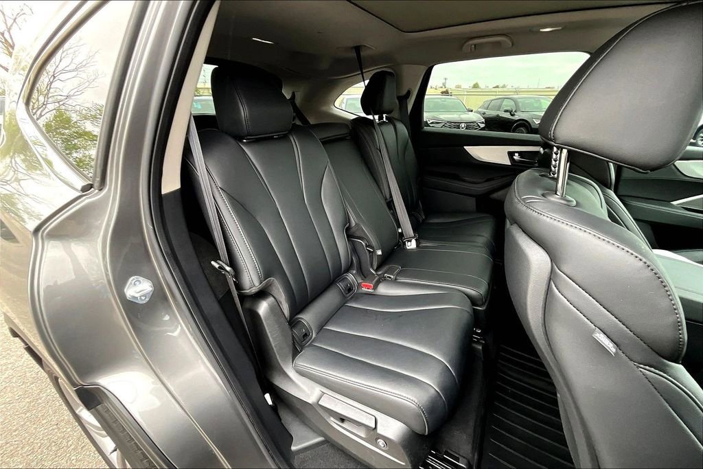 Used 2024 Acura MDX SH-AWD image 38