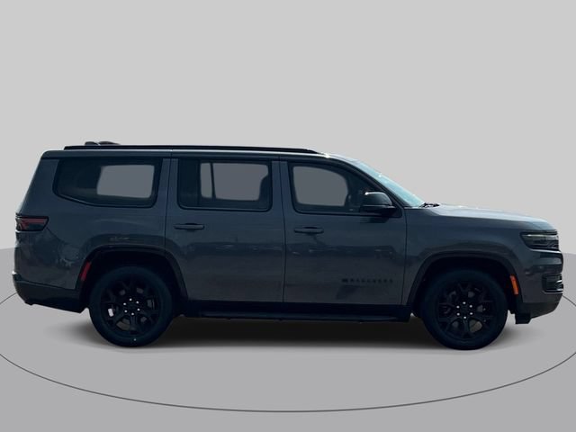 Used 2023 Jeep Wagoneer Series II AWD/4WD image 3