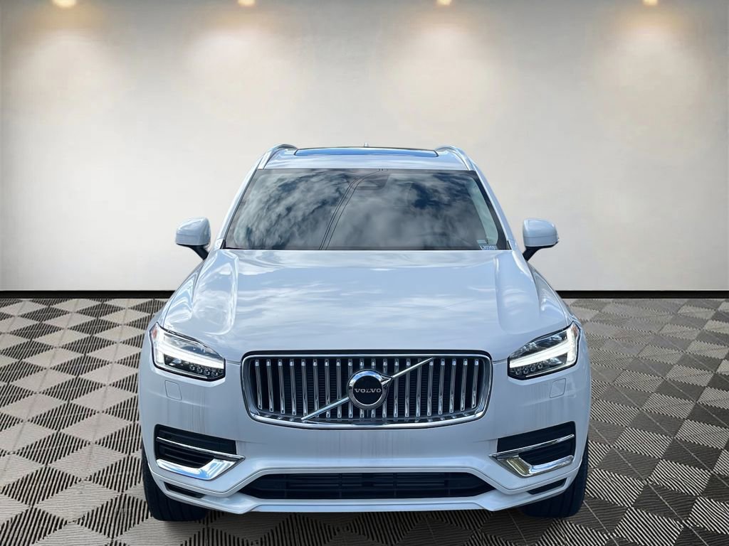 Used 2025 Volvo XC90 T8 Core w/ Protection Package Premier image 8