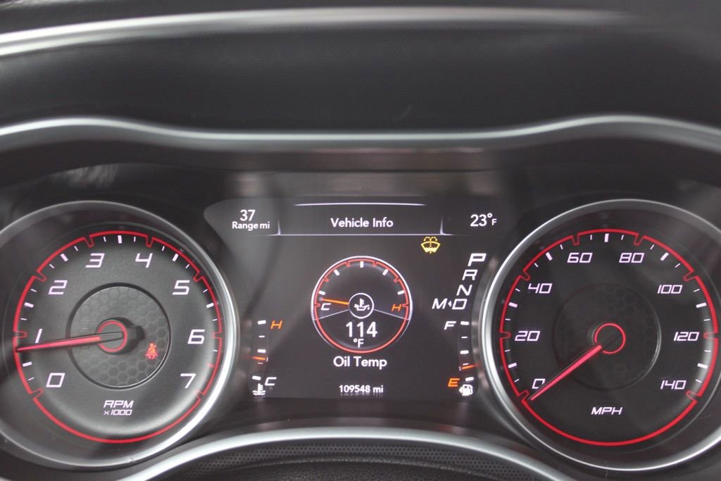 Used 2016 Dodge Charger SXT image 31