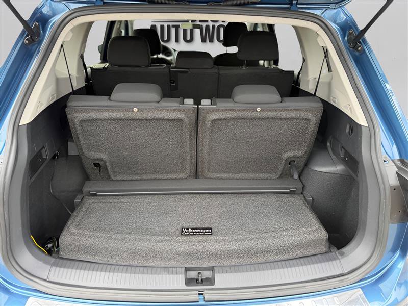 Used 2018 Volkswagen Tiguan S image 43