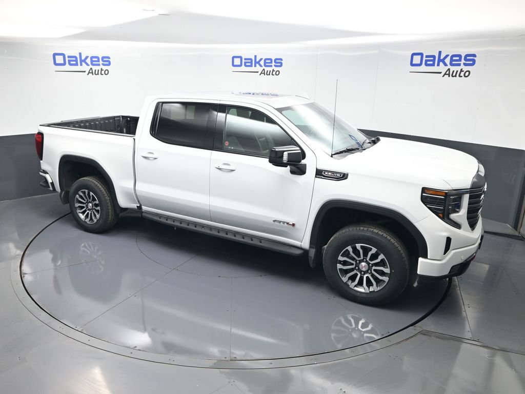 Used 2022 GMC Sierra 1500 AT4 w/ AT4 Premium Package AWD/4WD image 49
