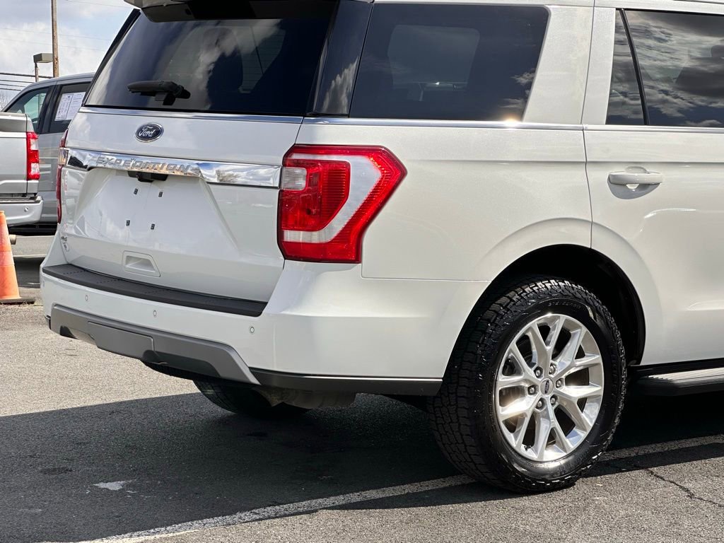 Used 2021 Ford Expedition XLT image 43