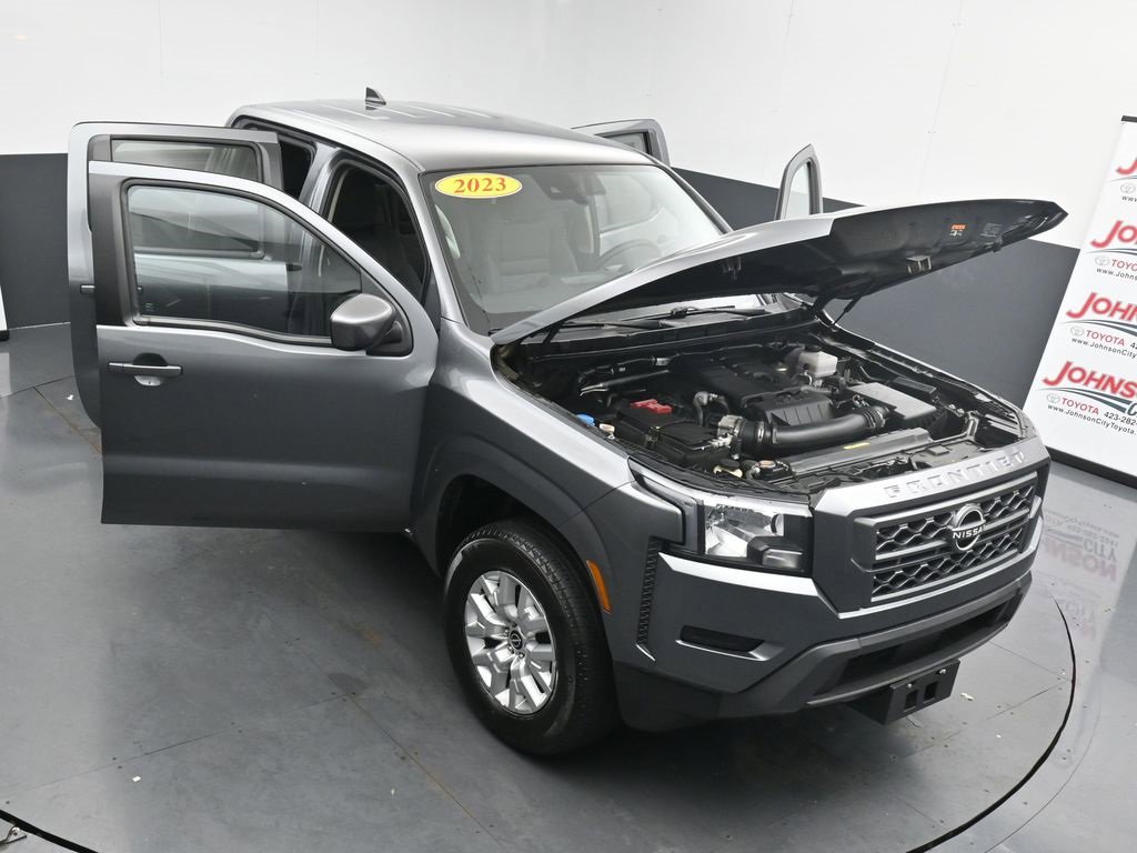 Used 2023 Nissan Frontier SV image 43