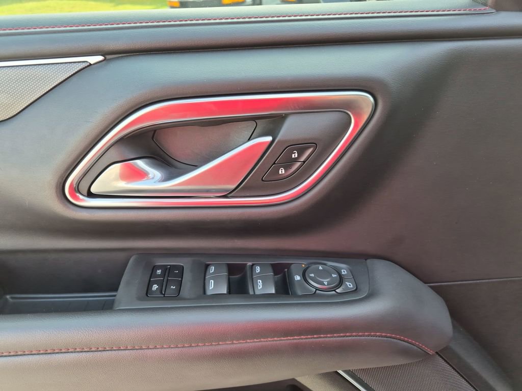 Used 2023 Chevrolet Tahoe RST AWD/4WD image 13