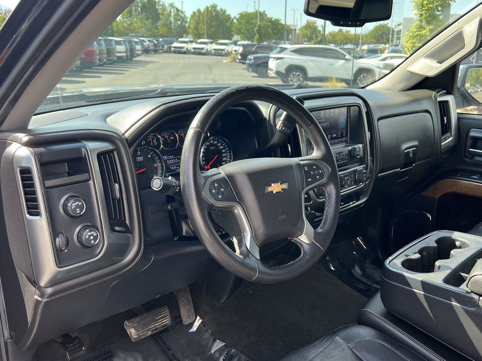 Used 2017 Chevrolet Silverado 1500 LTZ AWD/4WD image 28