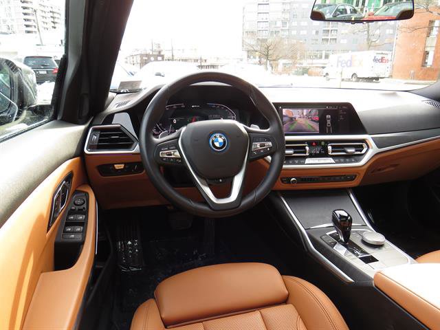 Used 2022 BMW 330e w/ Premium Package image 8