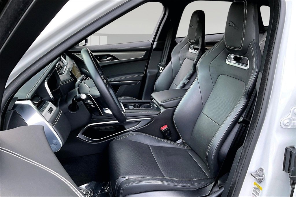 Used 2025 Jaguar F-PACE R-Dynamic S image 19
