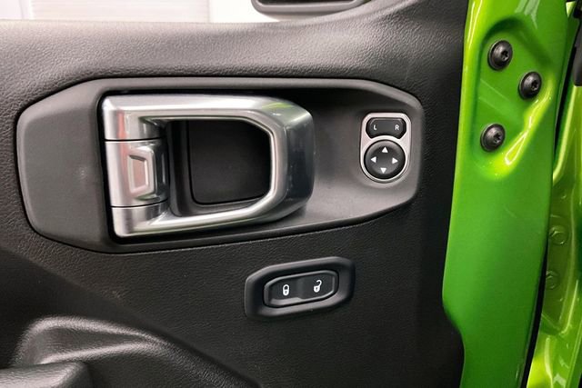 Used 2025 Jeep Wrangler Sport S image 34