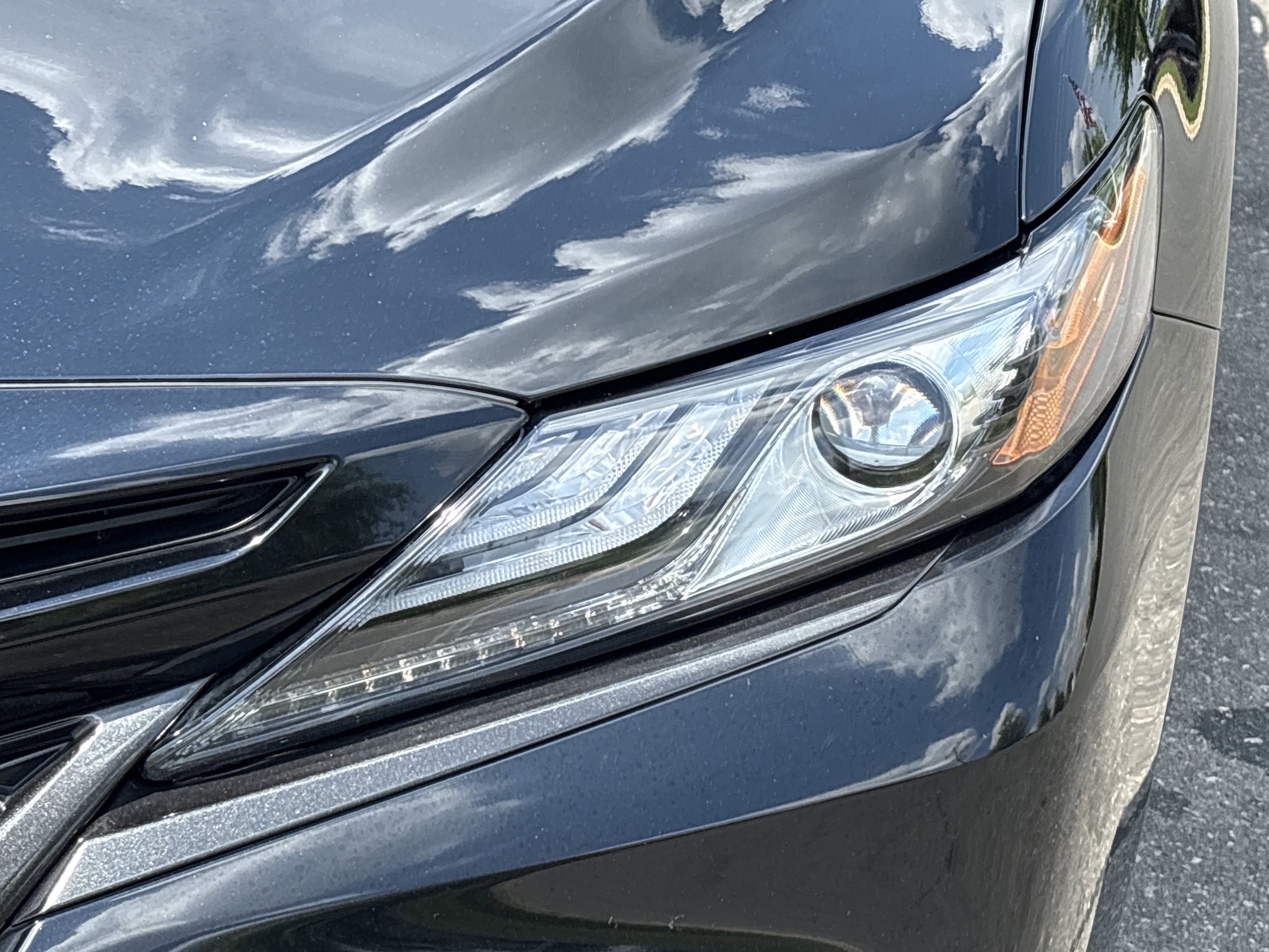 Used 2024 Toyota Camry XSE FWD image 11