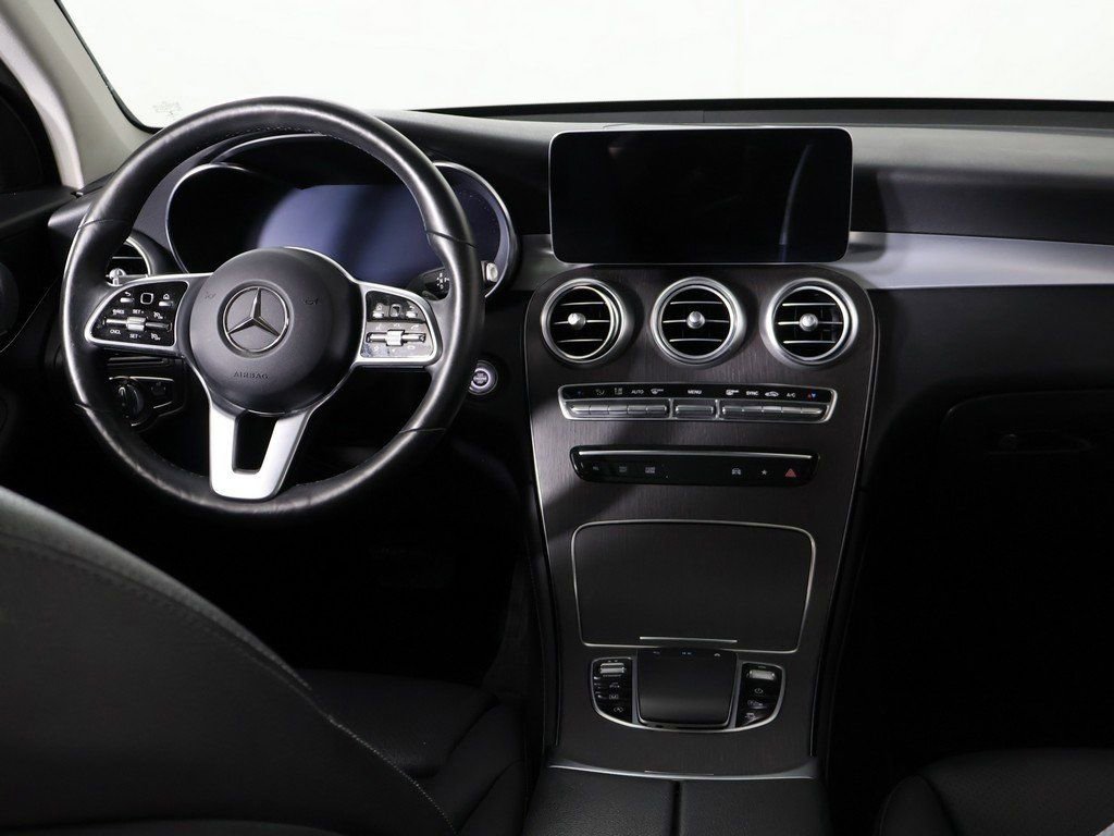 Used 2021 Mercedes-Benz GLC 300 4MATIC w/ Multimedia Package image 34