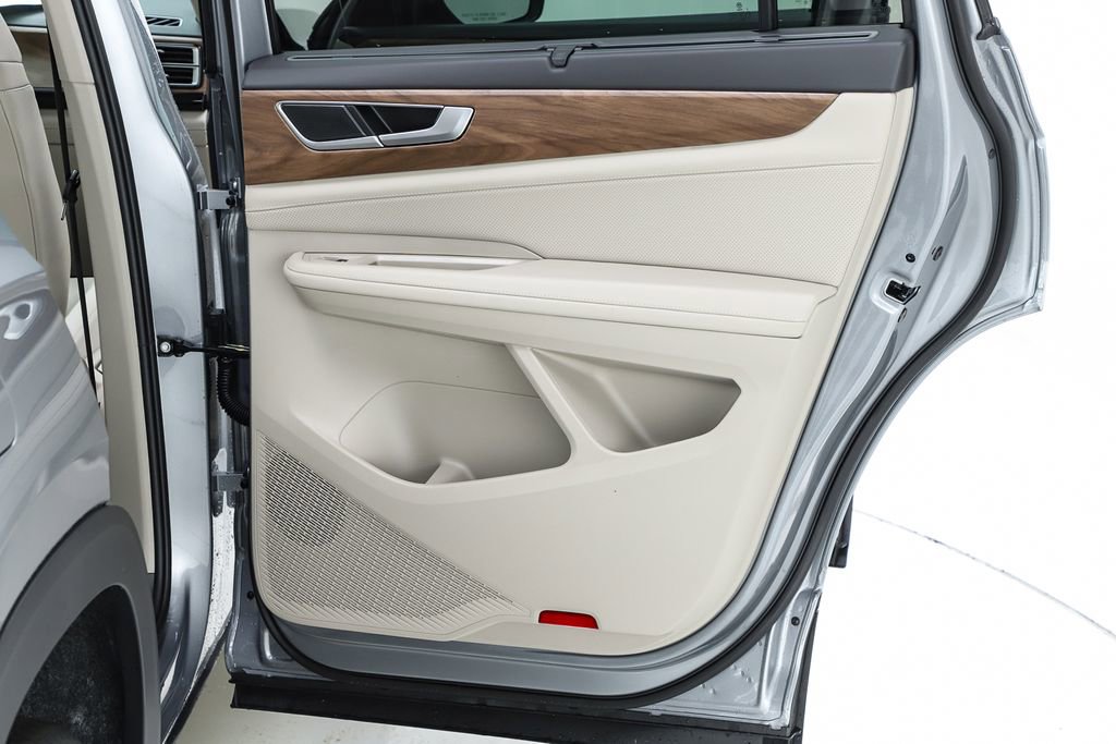 New 2026 Volkswagen Atlas SE image 70