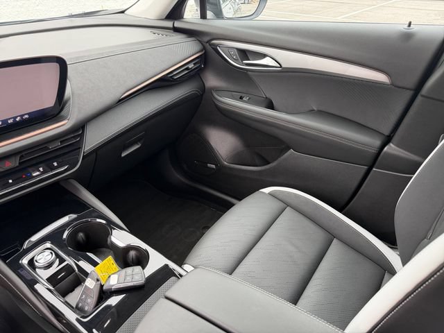 Used 2024 Buick Envision Sport Touring AWD/4WD image 34