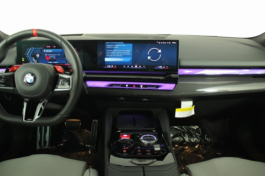 New 2025 BMW M5 w/ Executive Package image 6