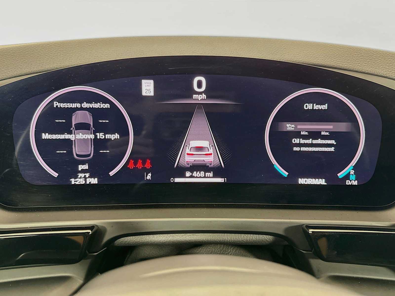 Certified 2025 Porsche Cayenne AWD/4WD image 16