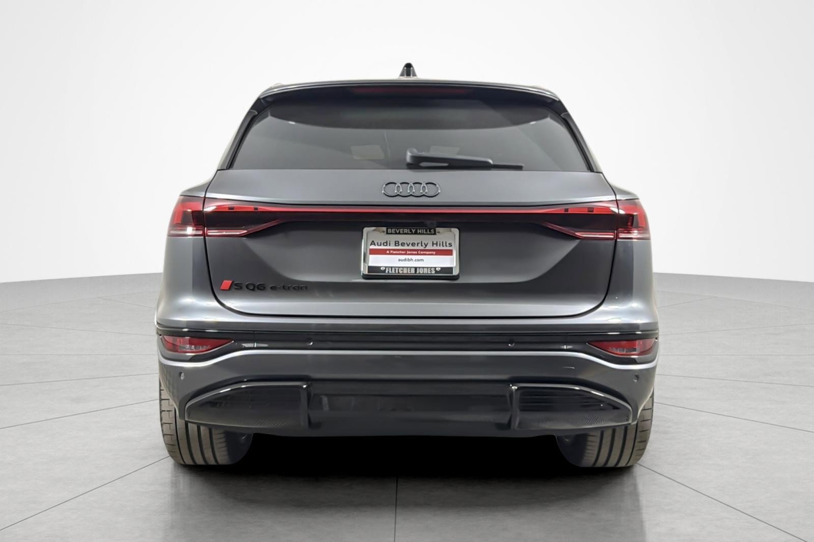 New 2027 Audi SQ6 e-tron Premium Plus AWD/4WD image 5