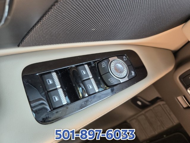 Certified 2025 Lincoln Nautilus Premier AWD/4WD image 31