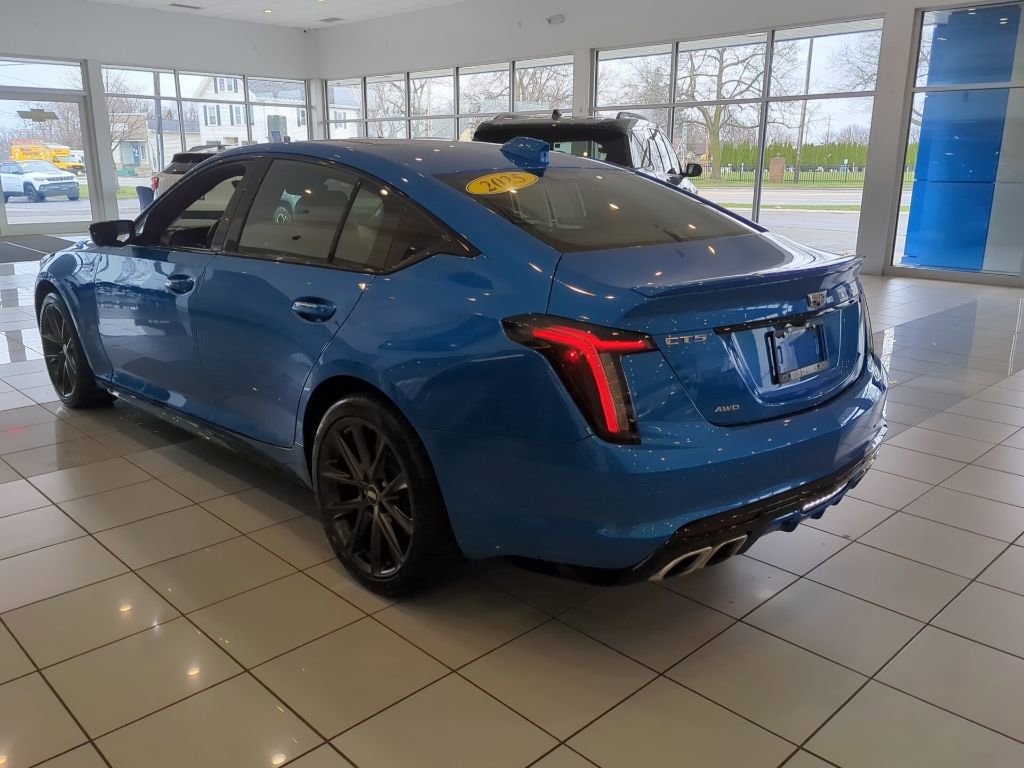 Certified 2025 Cadillac CT5 V w/ Technology Package image 7