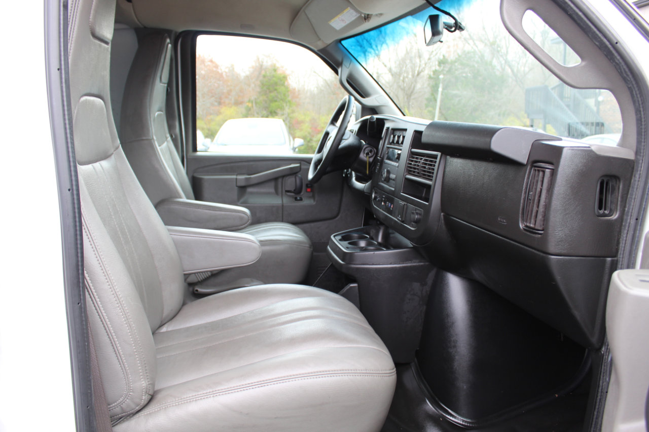 Used 2021 GMC Savana 2500 RWD 2500 135 image 10