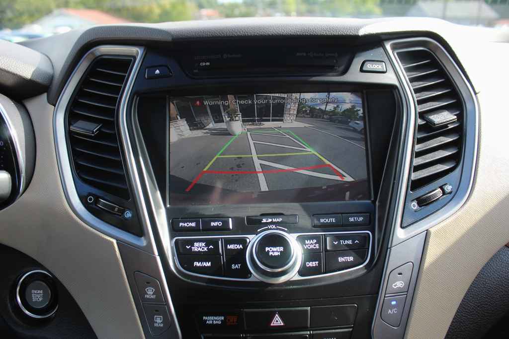 Used 2013 Hyundai Santa Fe Sport w/ Technology Pkg AWD/4WD image 21
