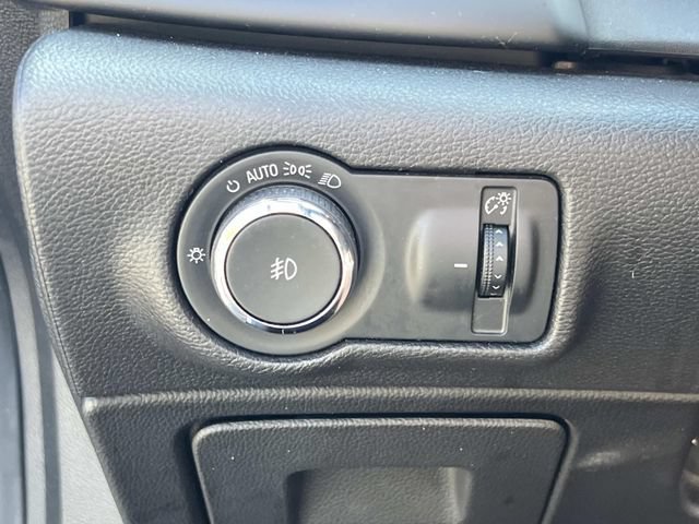Certified 2018 Buick Cascada Premium FWD image 29