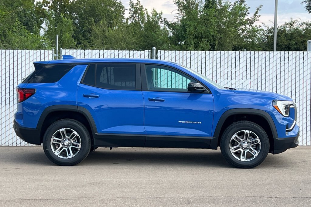 New 2026 GMC Terrain Elevation w/ Technology Package II image 3