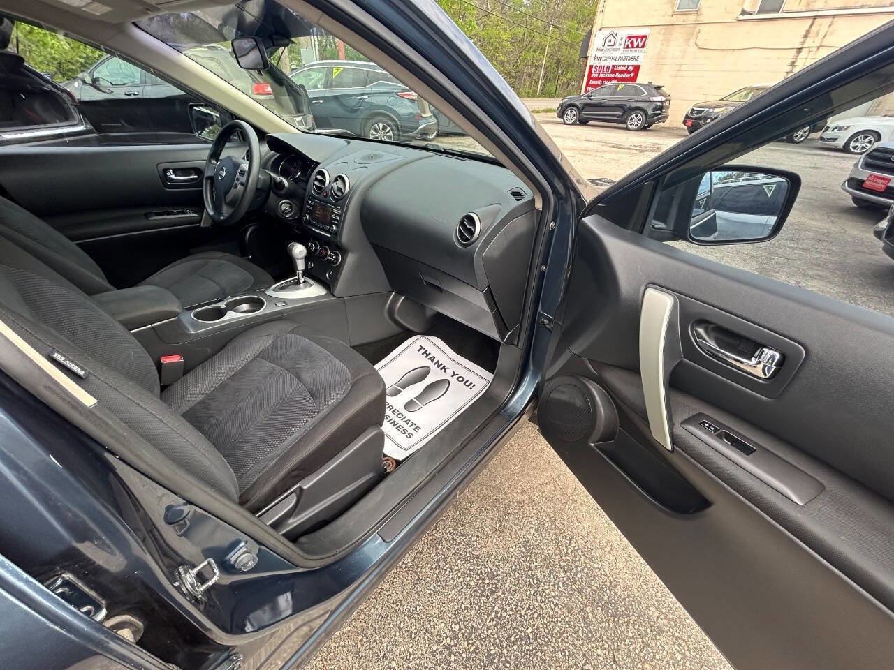 Used 2014 Nissan Rogue S w/ Convenience Package image 9