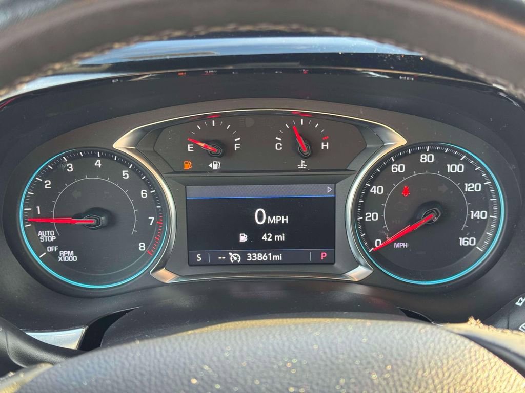 Used 2023 Chevrolet Traverse LT FWD image 27