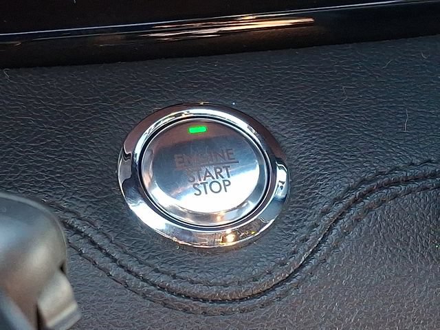 Used 2024 Lincoln Navigator Premiere AWD/4WD image 24