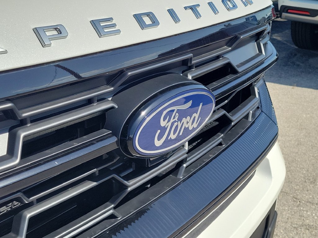 New 2026 Ford Expedition Max Active RWD image 11