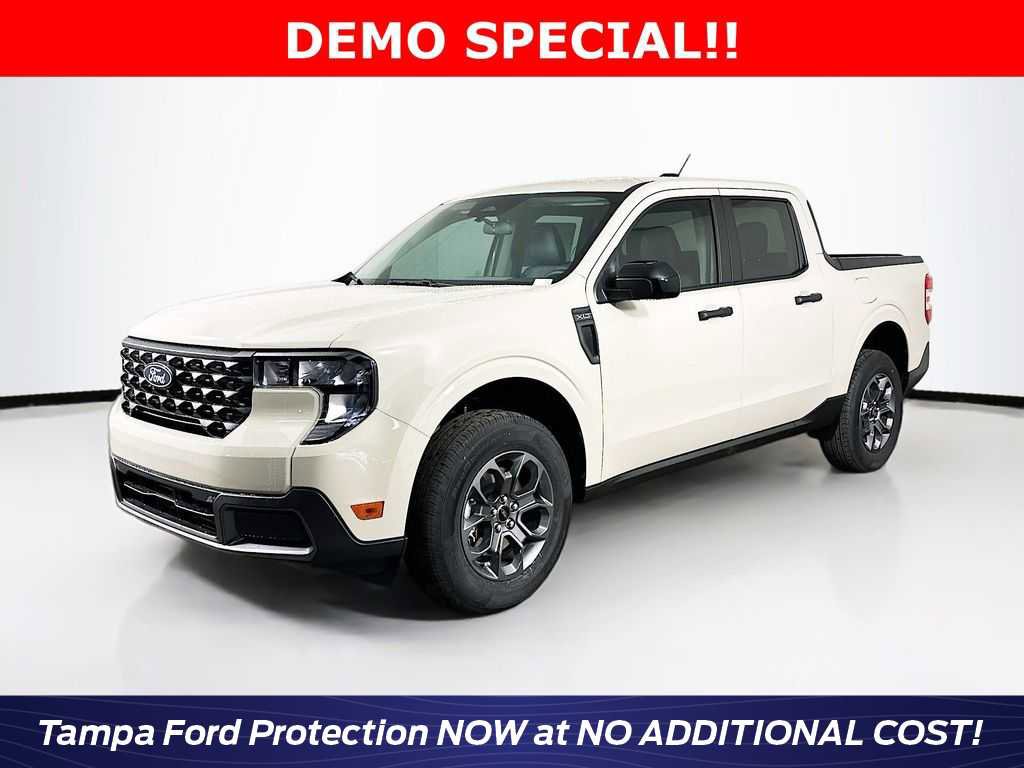 New 2025 Ford Maverick XLT w/ XLT Luxury Package