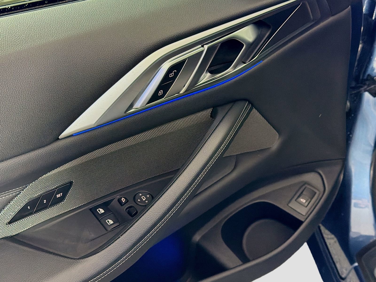 Used 2022 BMW 430i xDrive Coupe w/ M Sport Package image 21