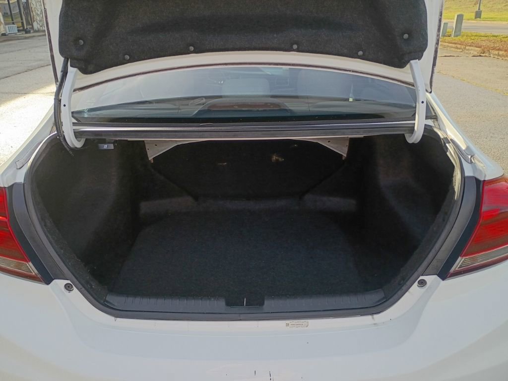 Used 2013 Honda Civic LX image 10