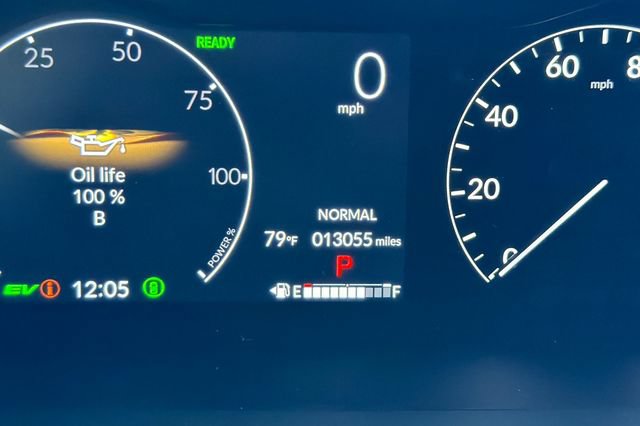 Certified 2025 Honda CR-V Sport Touring image 32