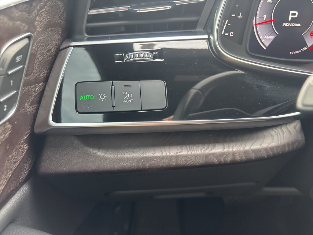 Used 2019 Audi Q8 Premium Plus image 28